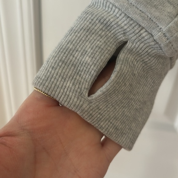 Lululemon Scuba Oversized Funnel-Neck Half Zip - Picture 5 of 11